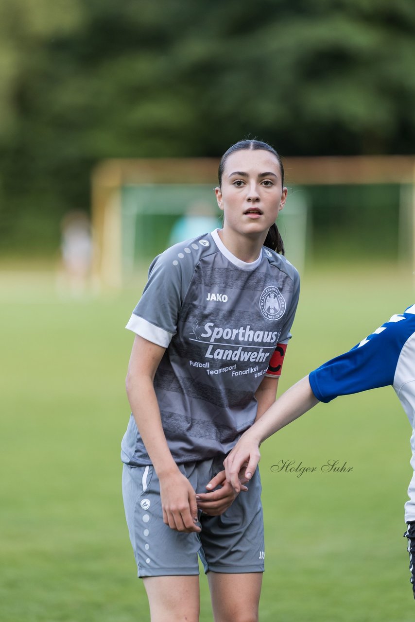 Bild 360 - Loewinnen Cup